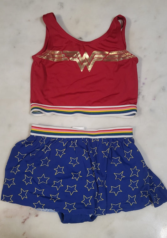 REDUCED: #9--- Girls 5. Hanna Andersson Wonder Woman 2-piece tankini.