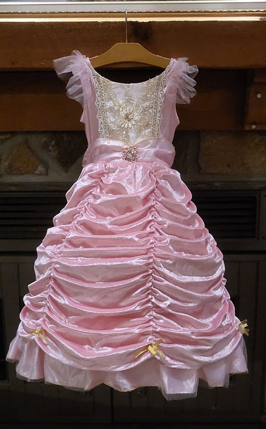 #109. Girls 4T.. VGUC. Princess Dress and Cape.