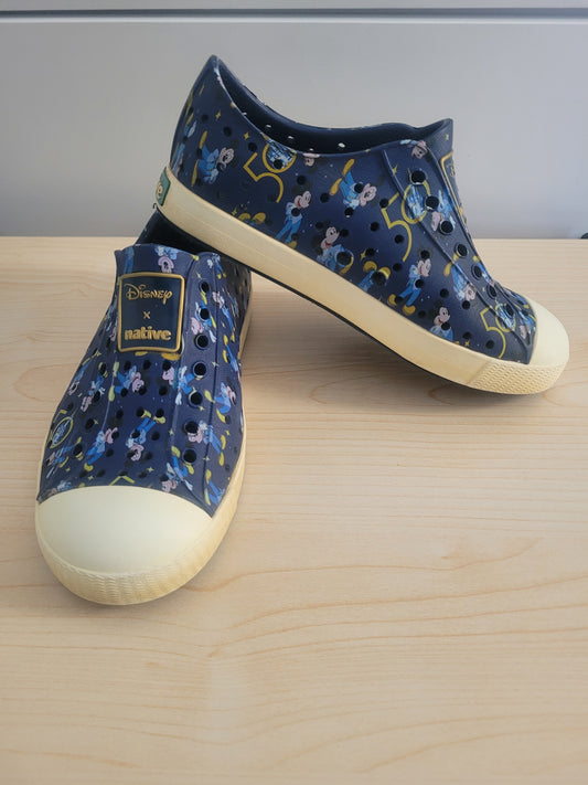 #111 Native x Disney Collab Mickey Mouse Jeffersons Girls Size 12
