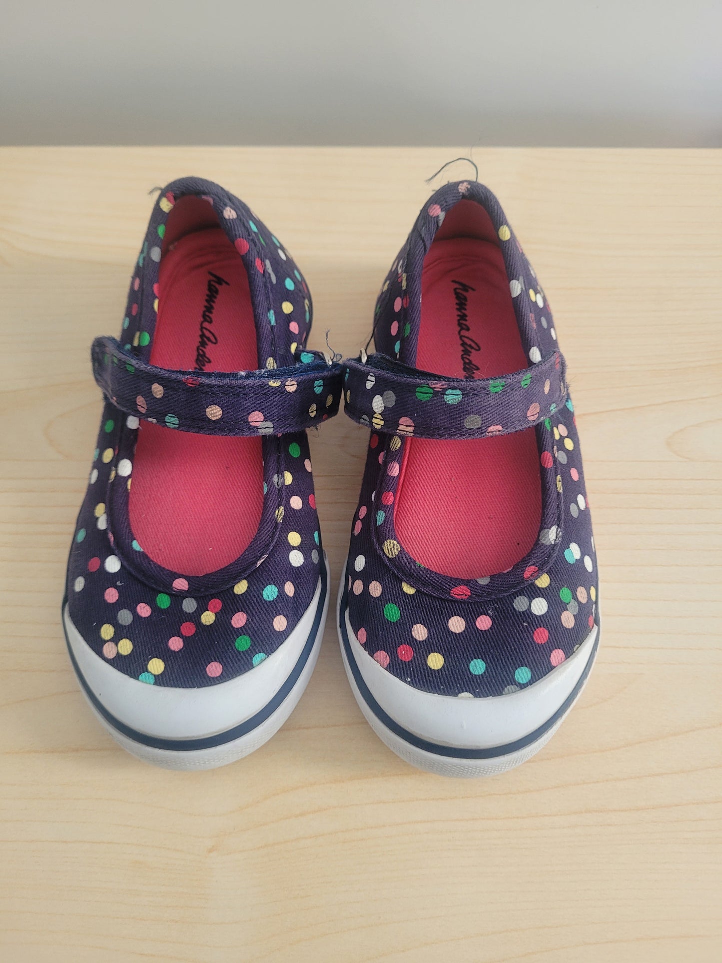 #111 Hanna Andersson Polka Dot Canvas Mary Janes Girls Size 9