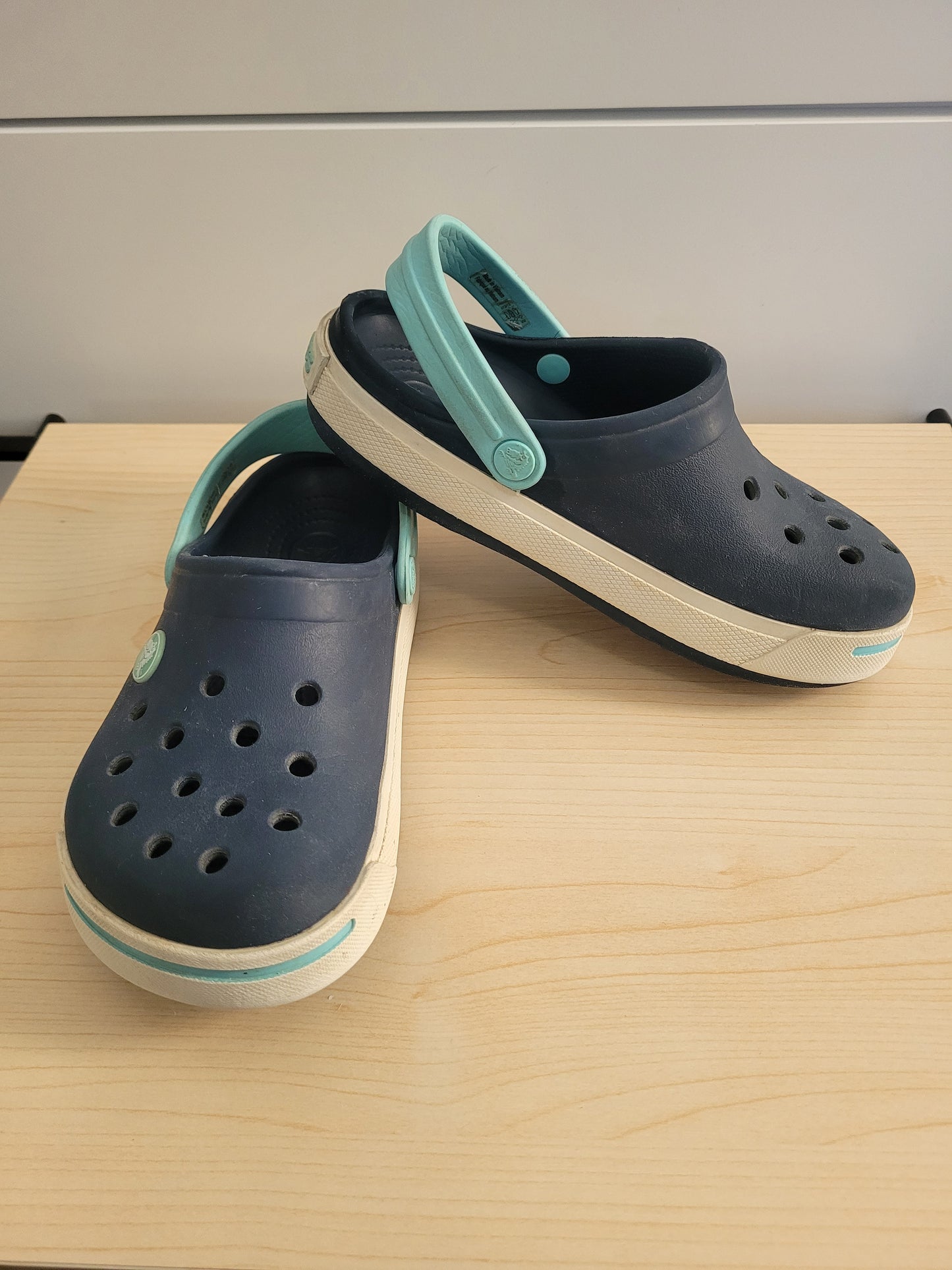 #111 Navy Blue Crocs Boys Size 12-13