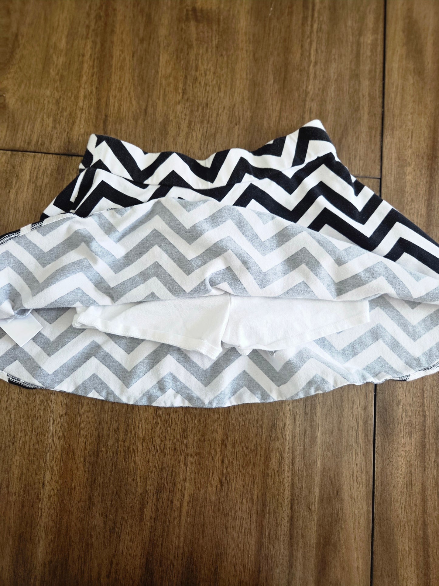 Seller 184 Girls skirts with built in shorts size 8