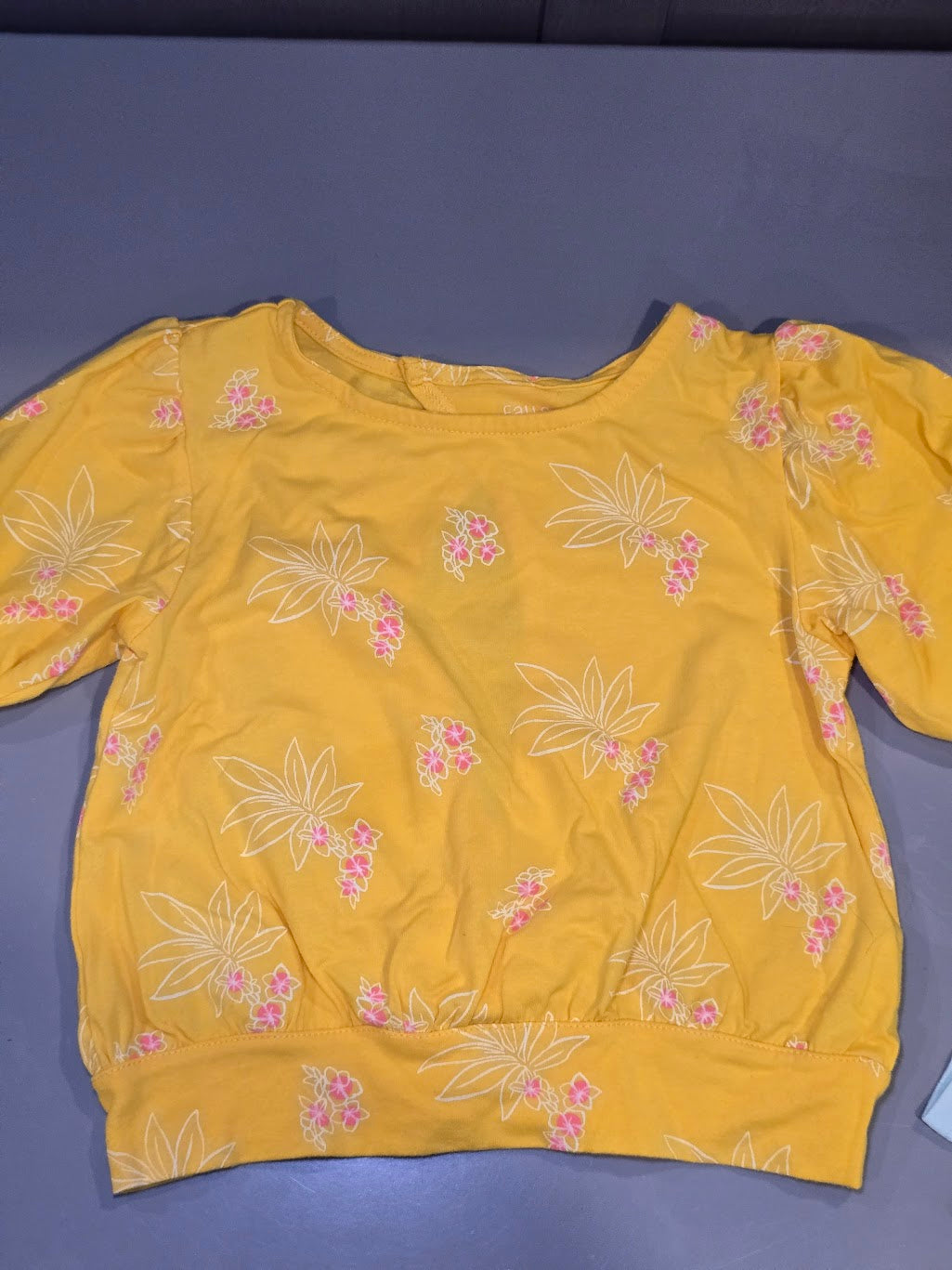 #131 Set of 2 T-shirts one in yellow and one light teal sz 6