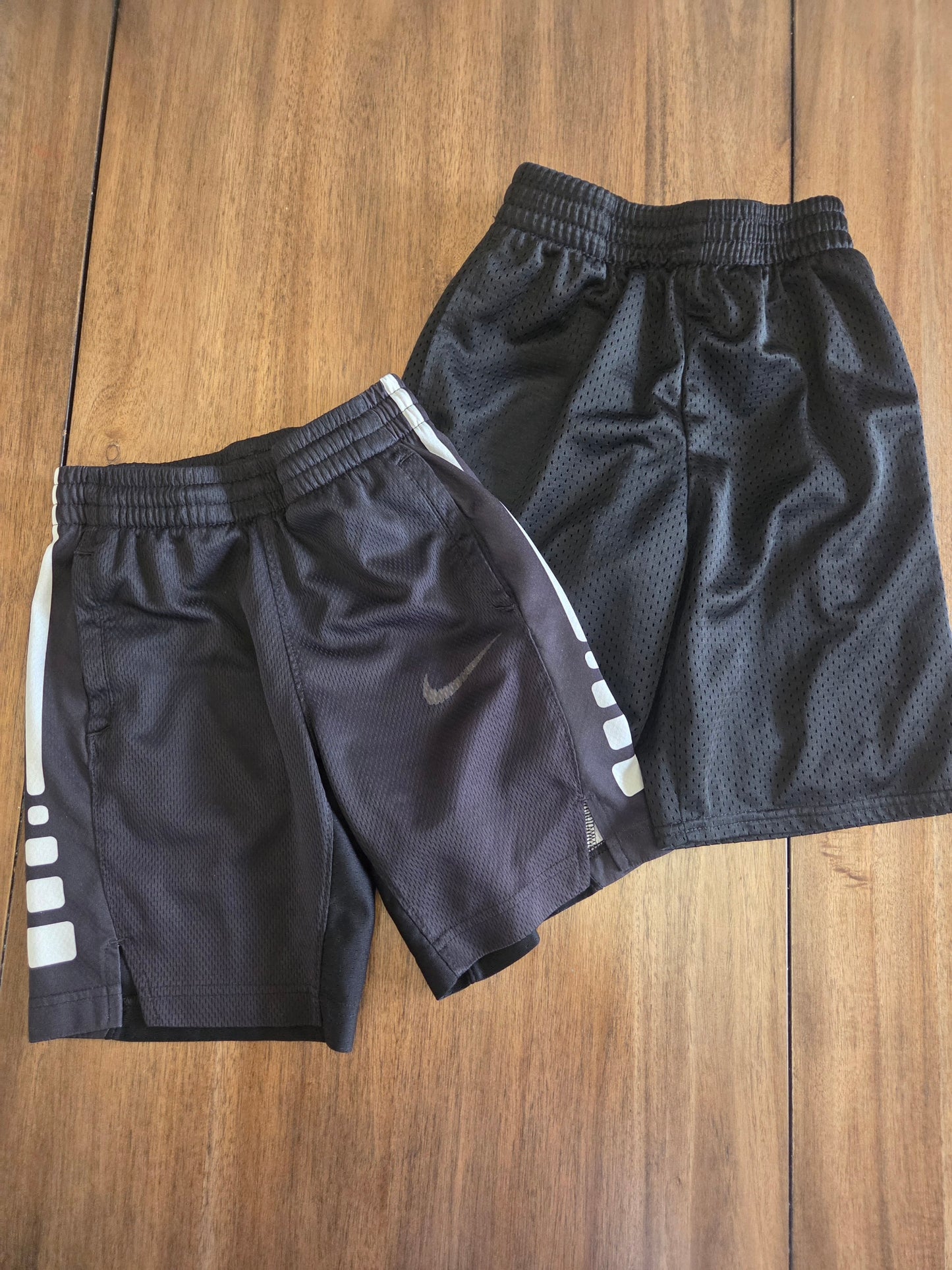 Seller 184 boys bottom bundle size 6/7