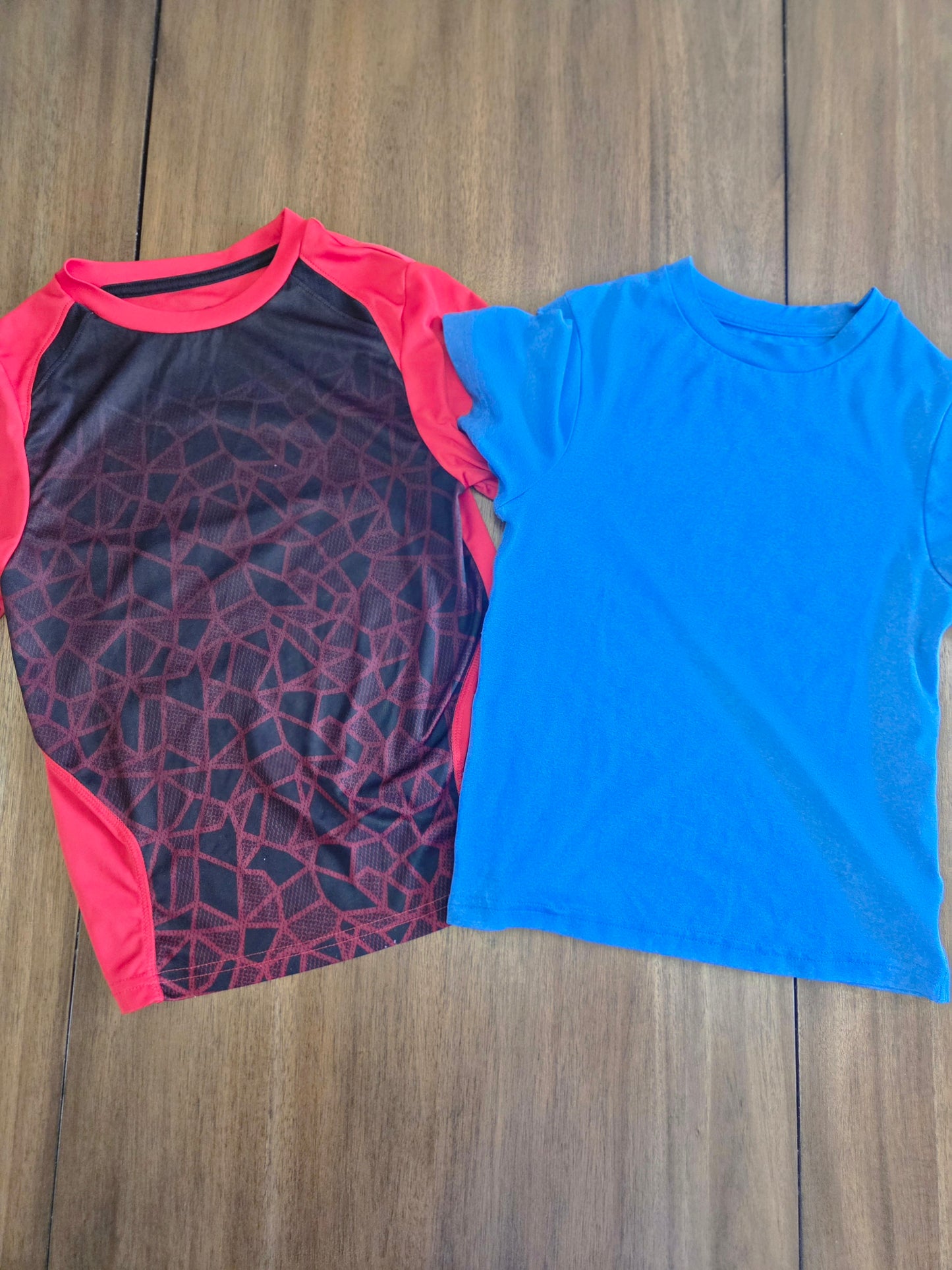 Seller 184 boys athletic tops size 6/7