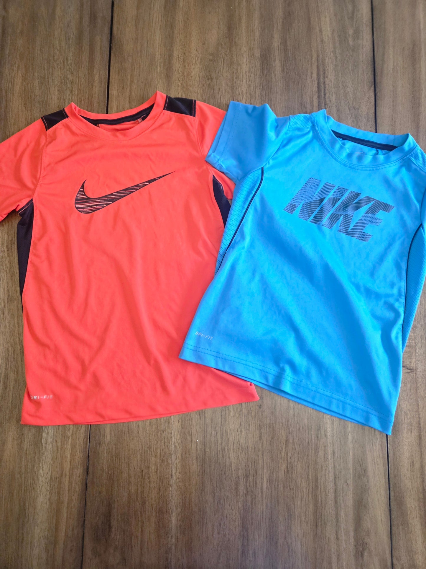 Seller 184 boys nike shirts size  6/7, XS