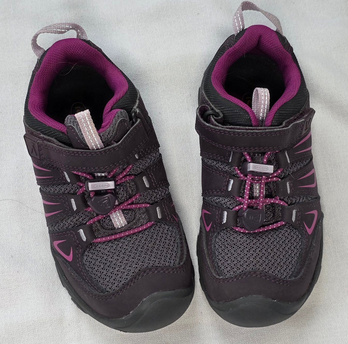 #190 Girls Toddler 12 Keen Hiking Shoes