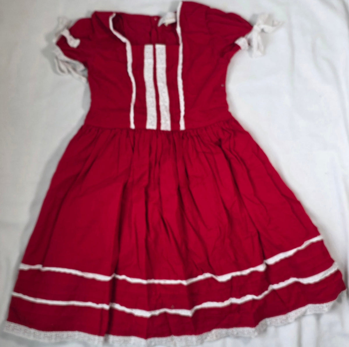 #190 Girls 14 Well Dressed Wolf Red Lawn Party Dress
