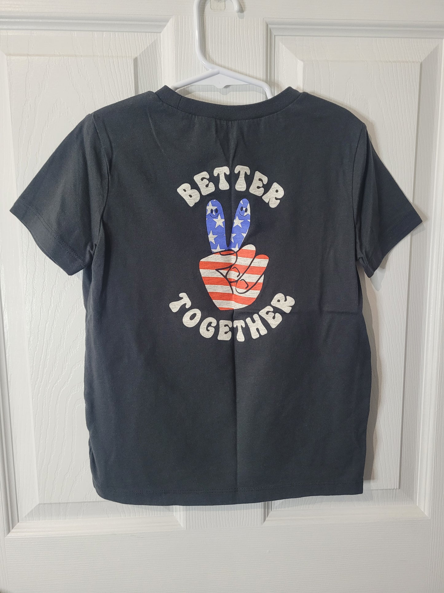 #44 Old Navy Tees (2) Boys Size S (6-7)