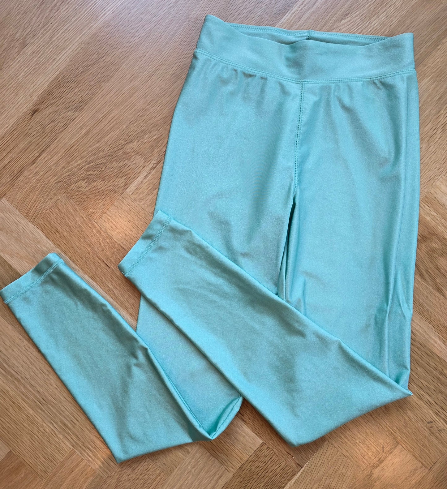#147 Tea Collection Shiny Leggings Girls Size 12