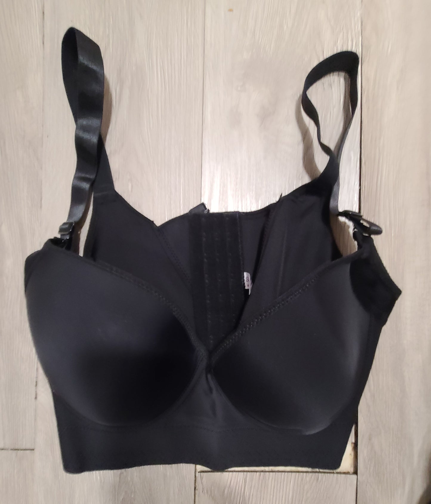 #66  unbranded womens black padded bra size 40D
