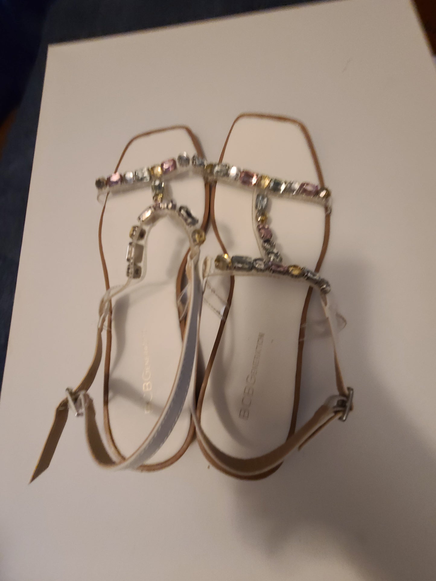 #66 womens Bcbgeneration size 10 sandals