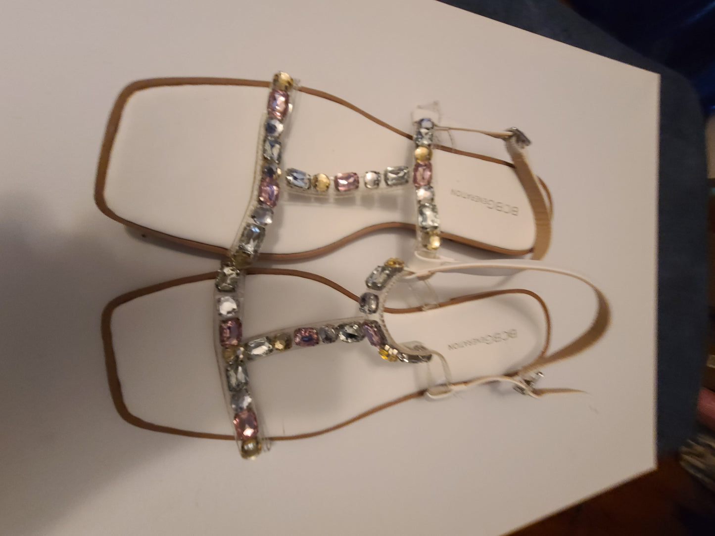 #66 womens Bcbgeneration size 10 sandals