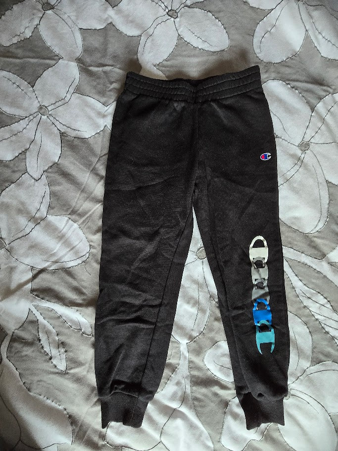 #131 Champion black sweatpants sz 6
