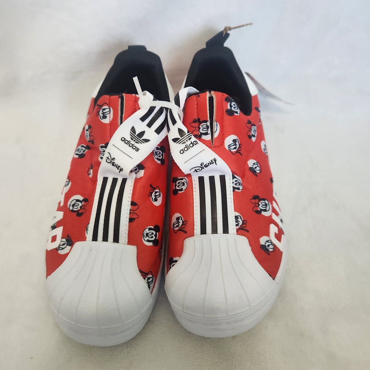 #167 NWT Adidas Superstar 360 X Disney Size 2.5 Minnie Mickey Mouse Slip On Sneakers