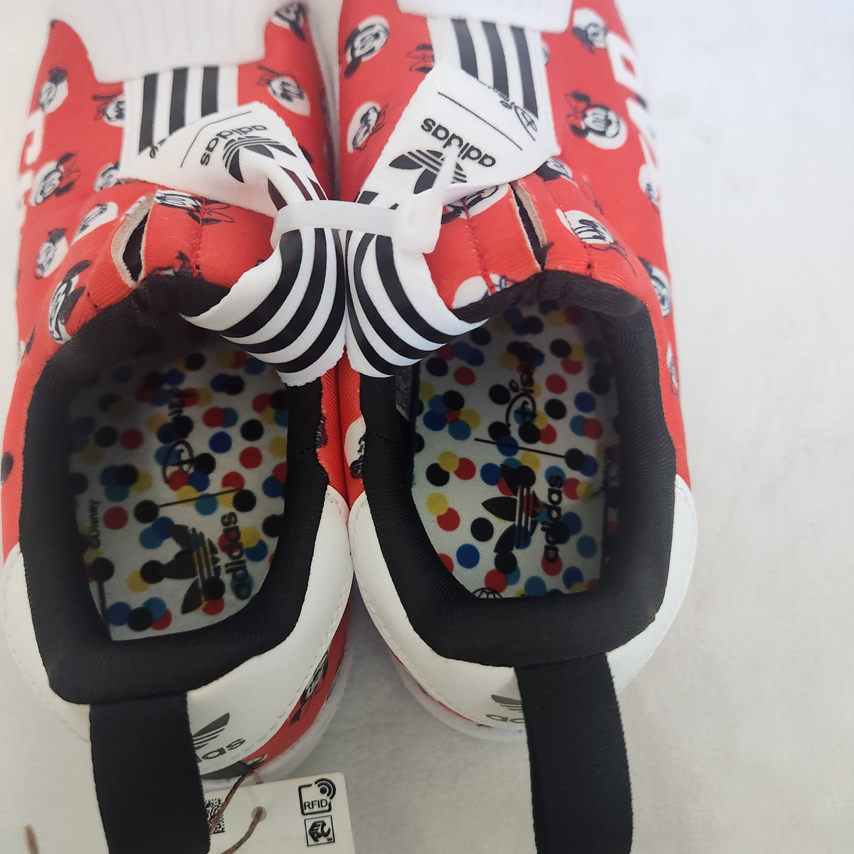 #167 NWT Adidas Superstar 360 X Disney Size 2.5 Minnie Mickey Mouse Slip On Sneakers