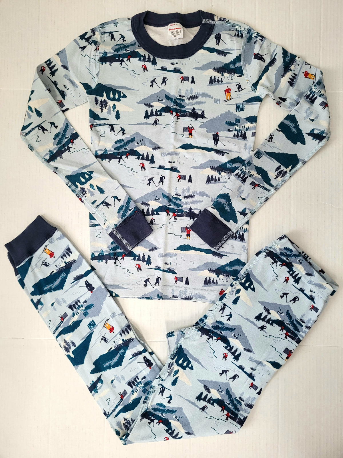 #164 Hanna Andersson Snow Activities Pajamas Boys 150 (12)