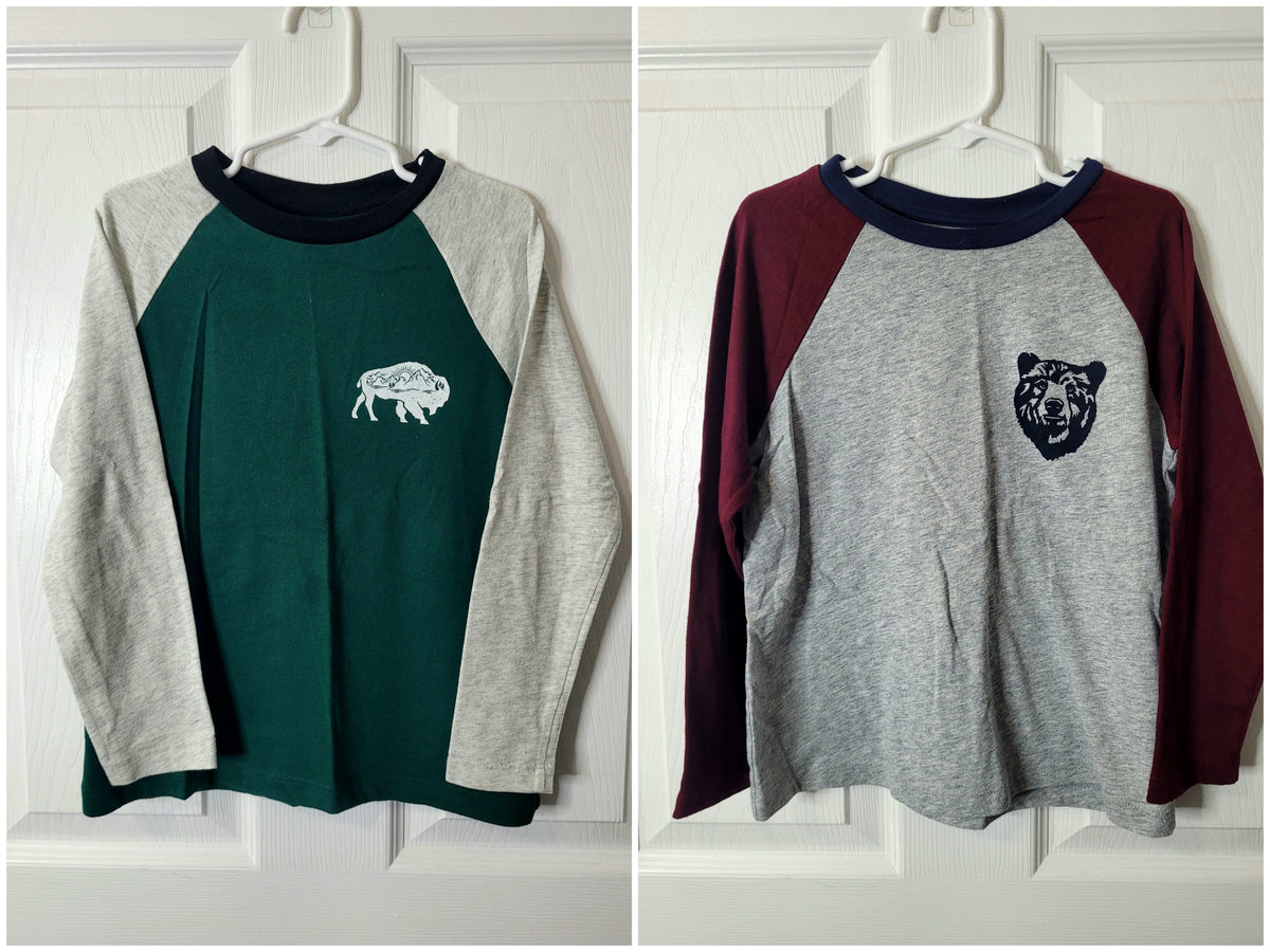 #164 Old Navy Buffalo and Bear Raglan Long-Sleeve Tops (2) Boys S (6/7)
