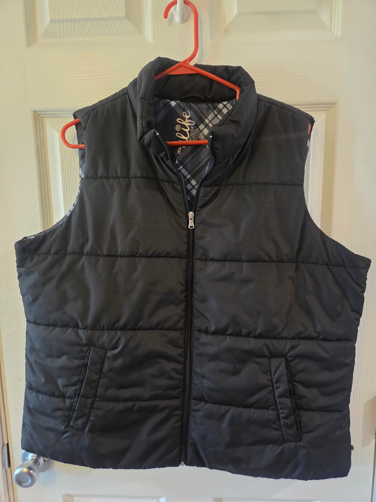 Seller 188 Women's Made for life vest size 1x