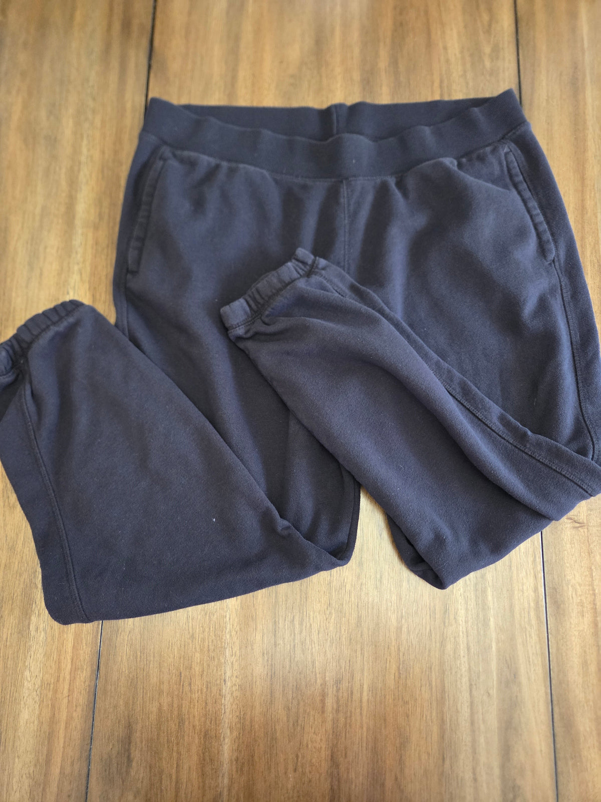 Seller 188 Women's XL Athletic pants size XL