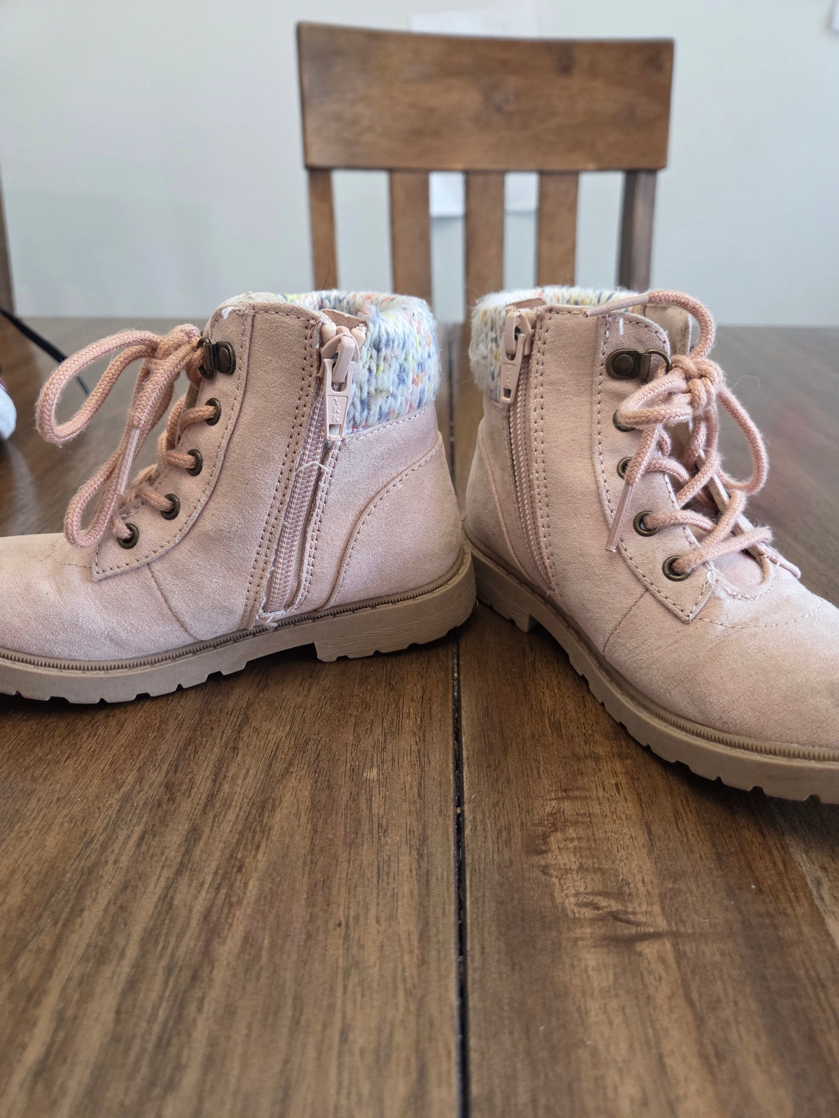 Seller 188 girls suede old navy pink shoes size 10