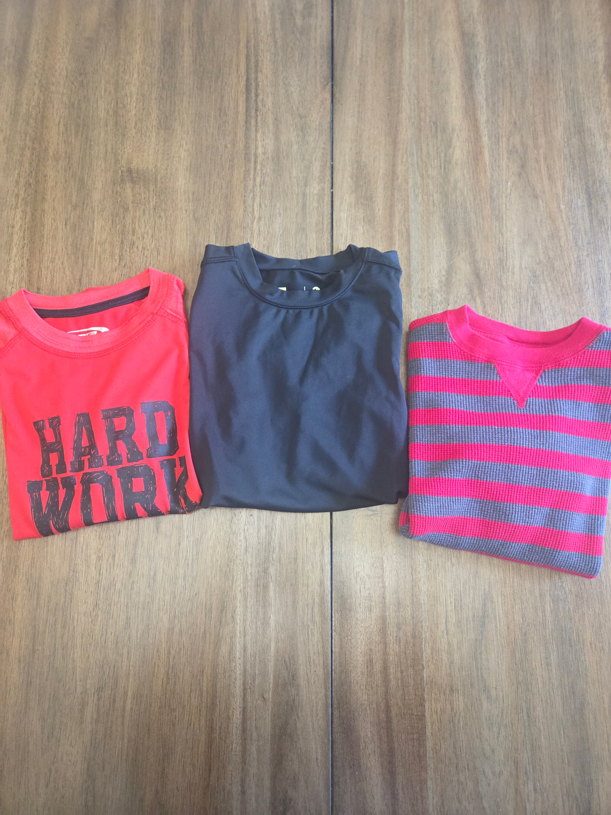 Seller 188 boys tops size 6/7
