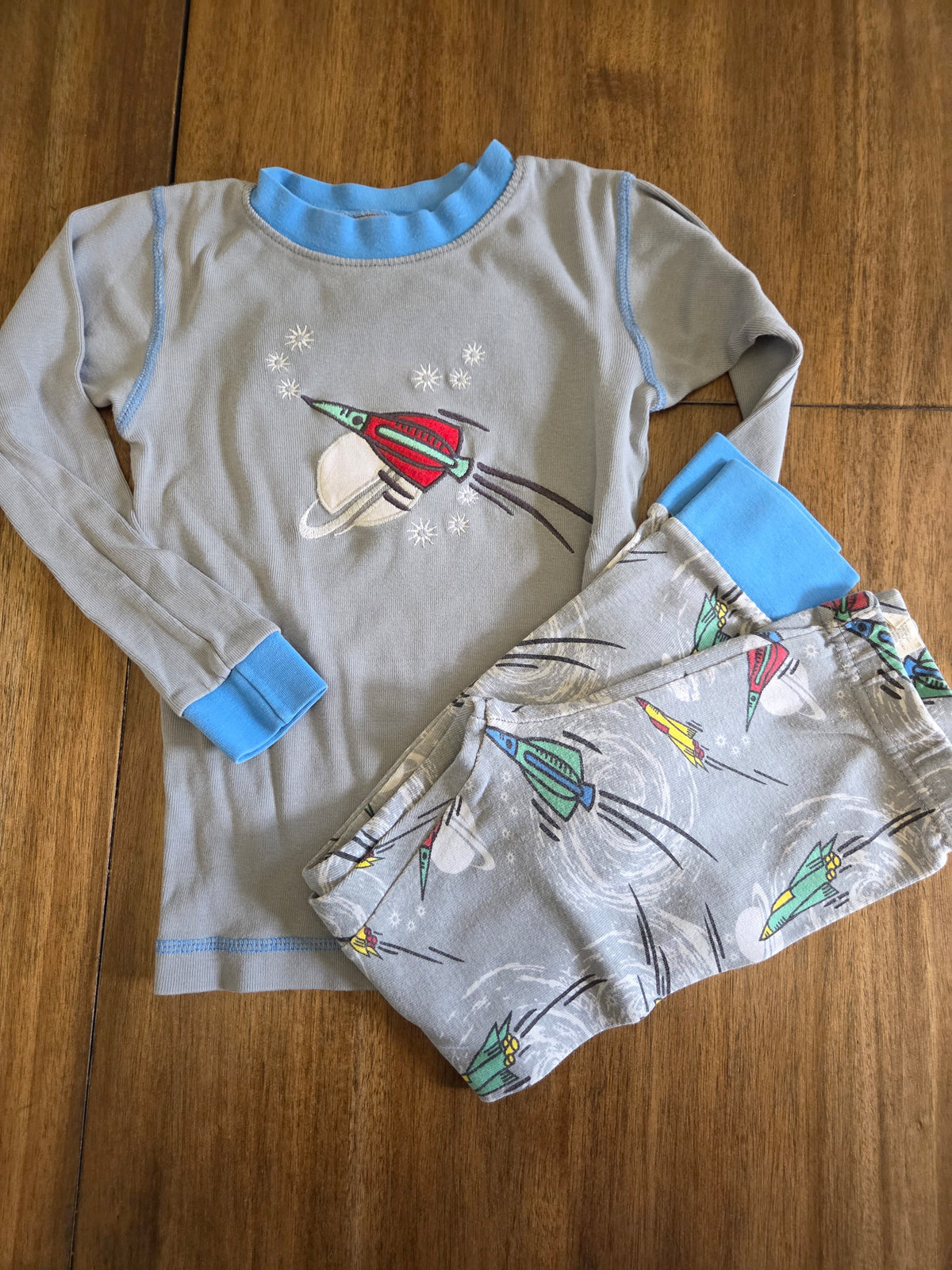 Seller 188 Boys kirkland and gymboree pajamas size 7