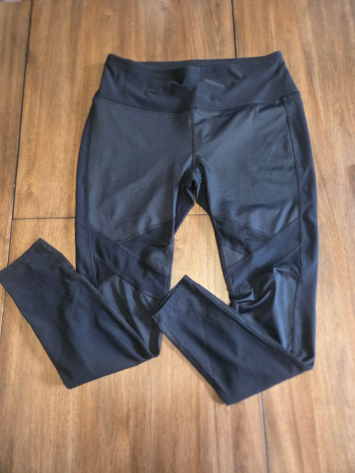 Seller 188 Xersion and no name leggings size L