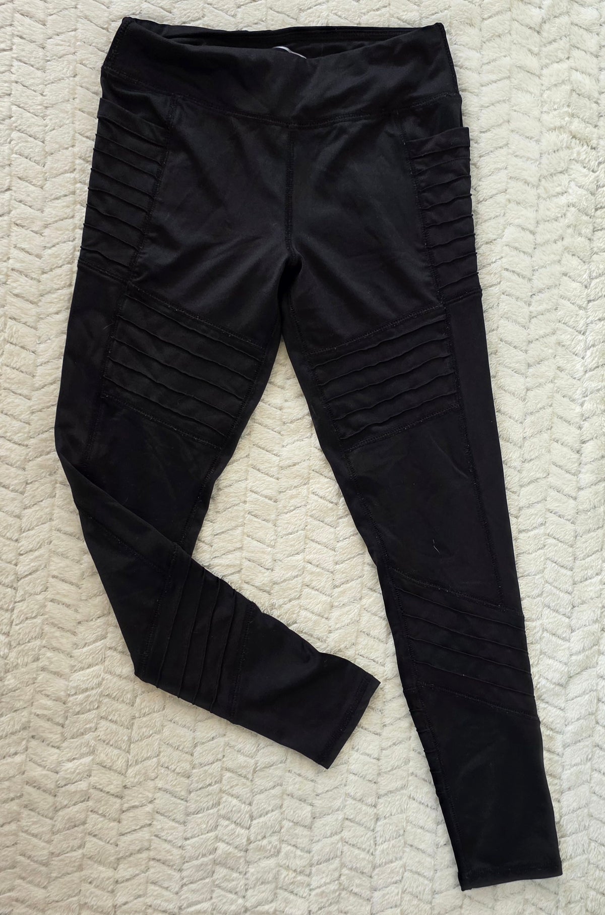 #190 Girls 7/8 MTA Sports Black Moto Leggings