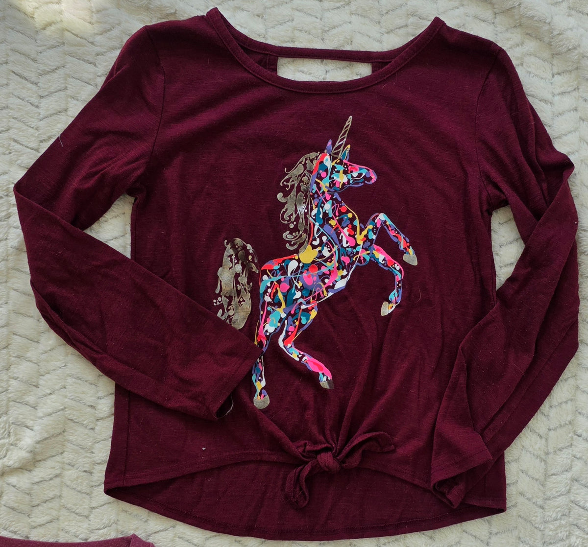 #190 Girls 7/8 Abercrombie & SO Maroon/Pink Graphic Tie‑Front Shirt Bundle
