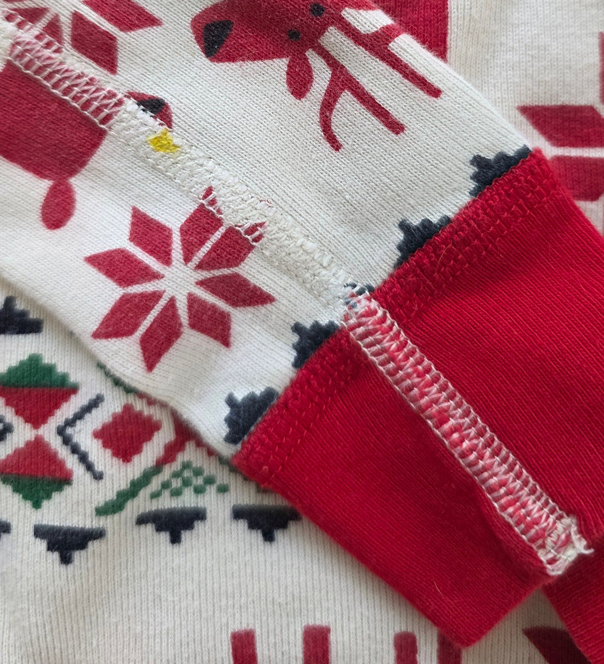 #190 Girls/Boys 8 Hanna Andersson Red/White Holiday Pajama Set