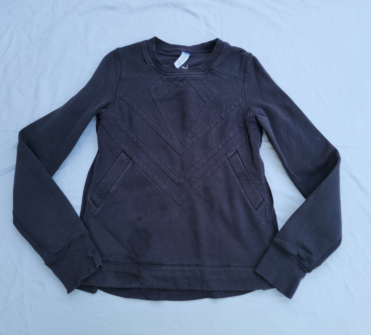Seller #18 Girls Ivivva Black Long Sleeve Top Size 14