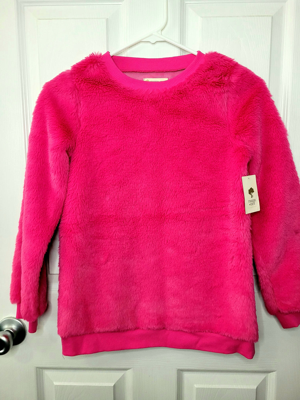 #164 NWT Tucker + Tate Pink Plush Pullover Girls 8