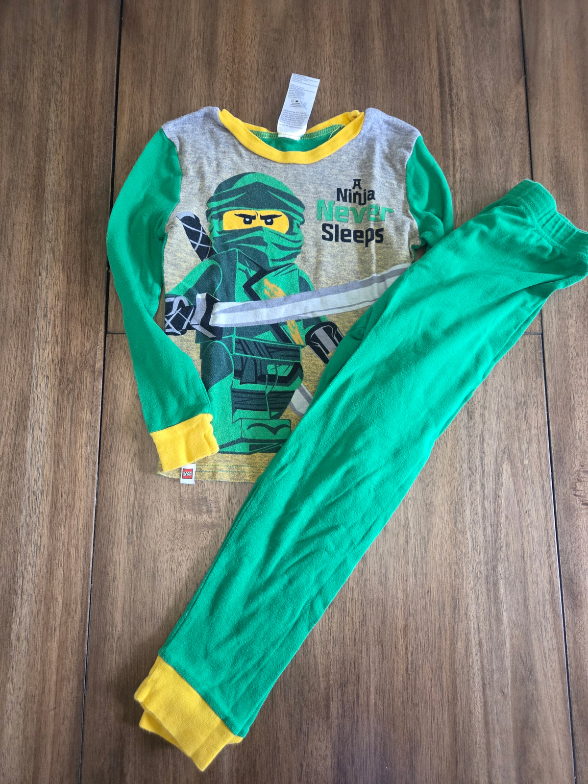 Seller 188 Lego green pajamas size 8