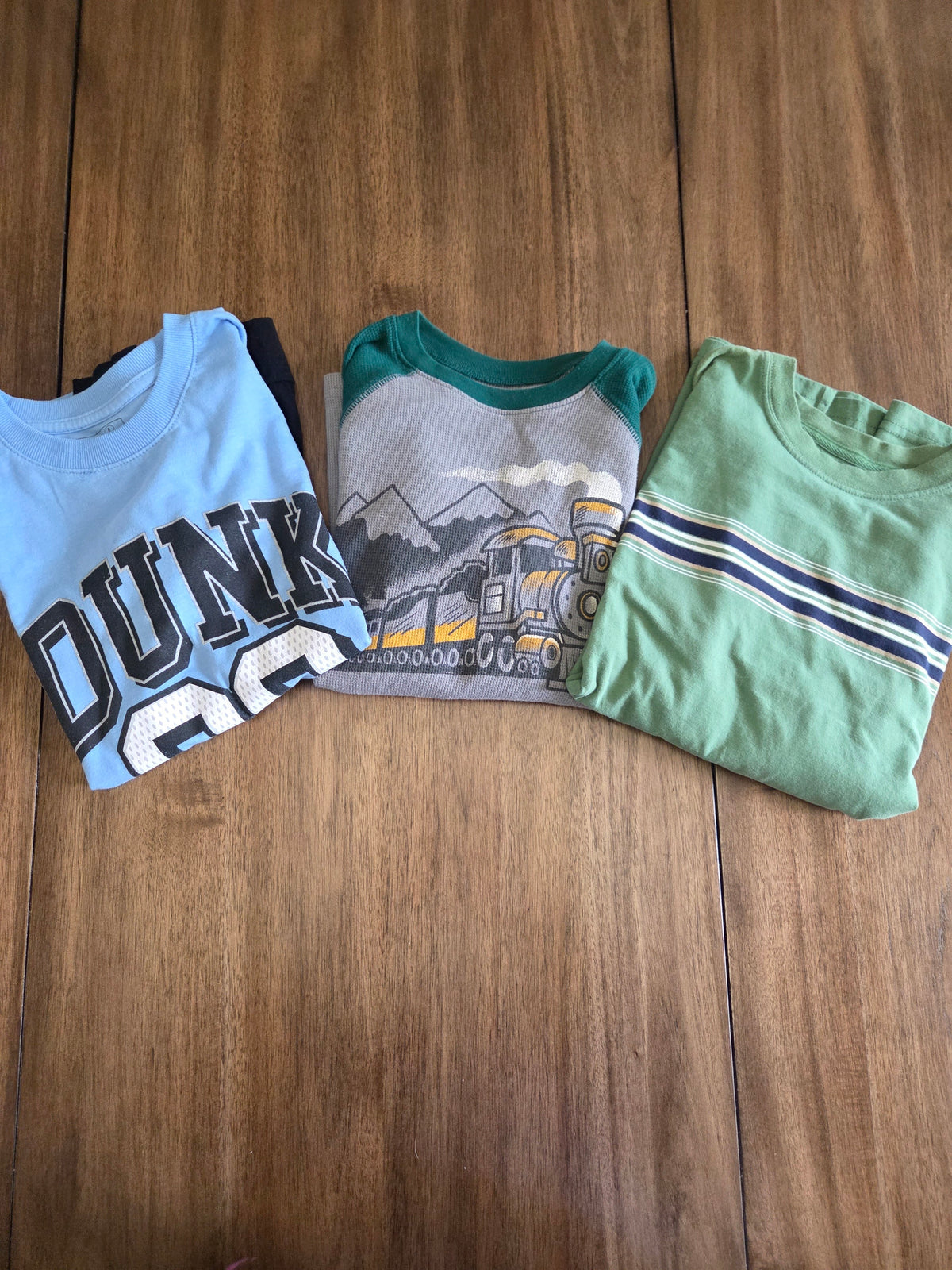 Seller 188 boys LS shirts bundle size 8 & 8/10