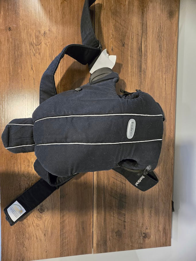 #131 Baby Bjorn baby carrier original (up to 25 lbs)