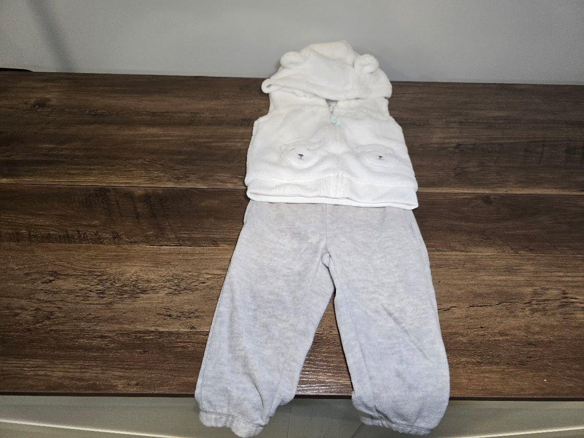 #131 Carter's fleece teddy bear set sz 12M