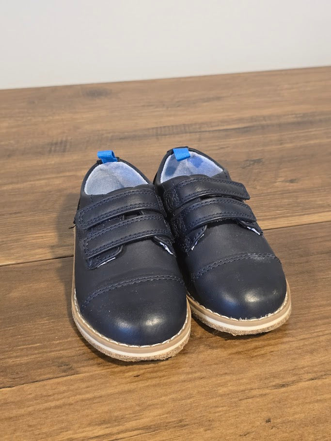 #131 Cat & Jack boys navy dress shoes sz 7