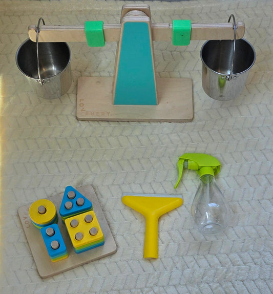 #190 Lovevery Enthusiast Play Kit – Partial Set (Scale + Peg Puzzle + Squeegee Set)