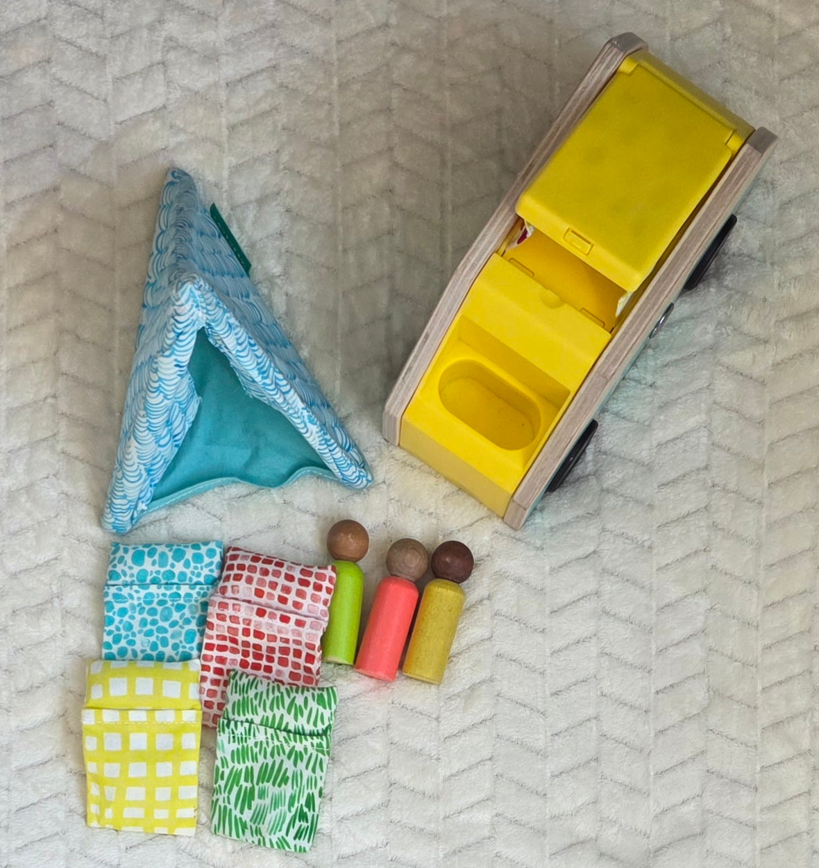 #190 Lovevery Van & Camping Set – Tent + Sleeping Bags + Peg People