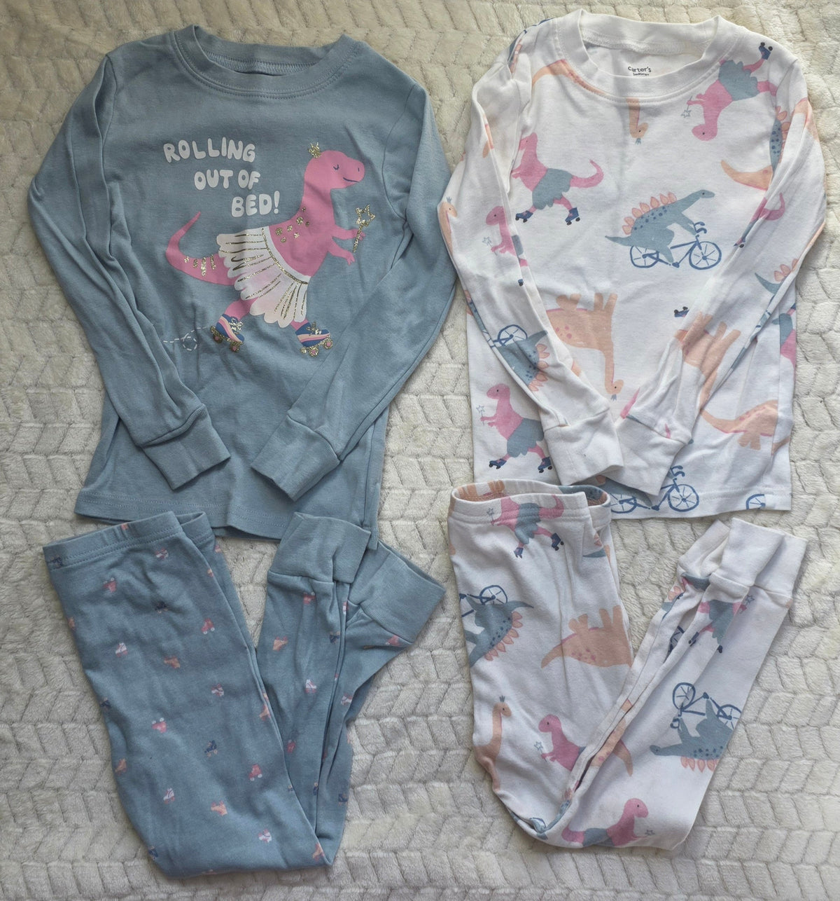 #190 Girls 3T Carter's Dinosaur Pajama set of 2
