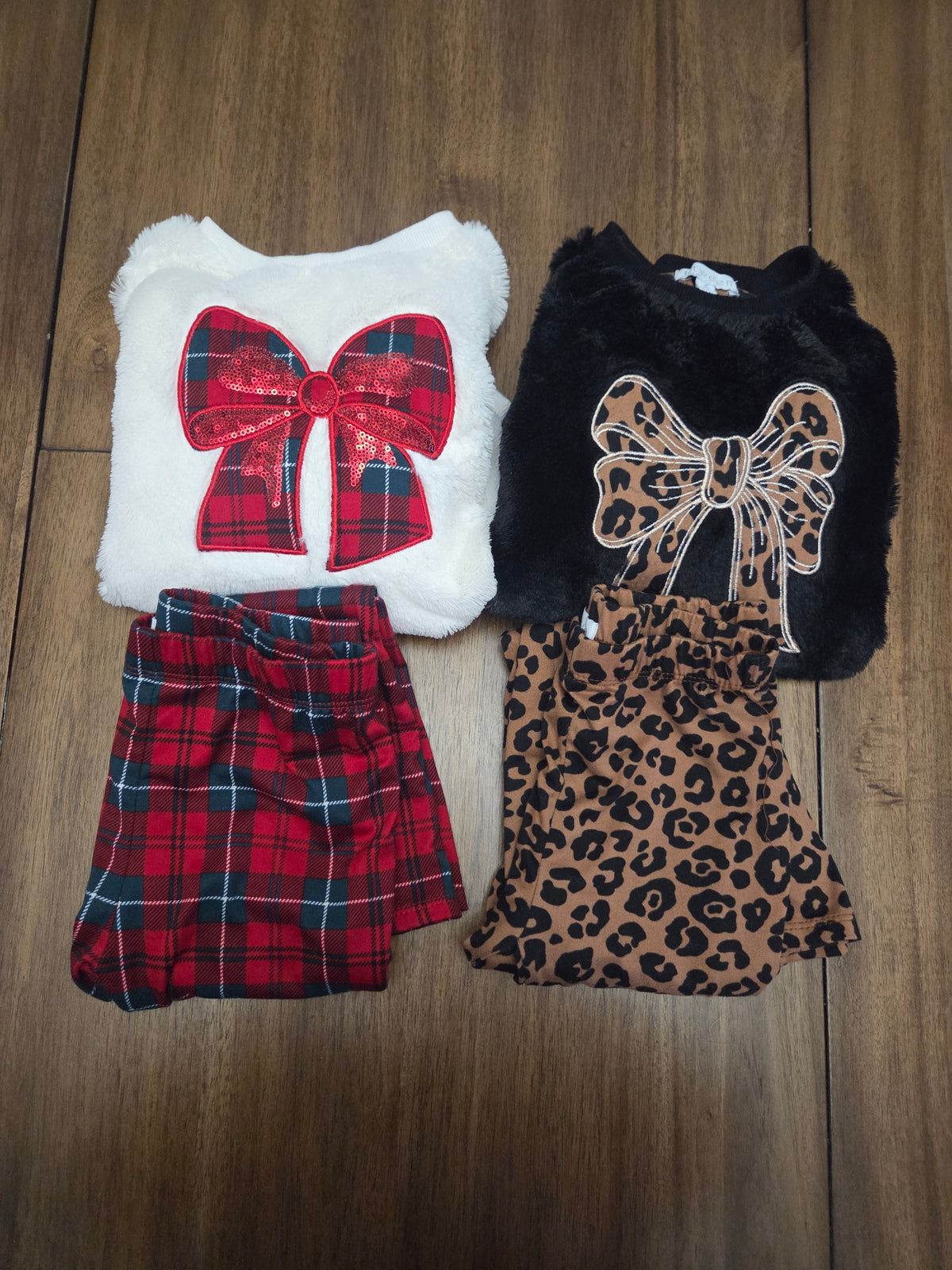 Seller 188 girls bow outfits size 6