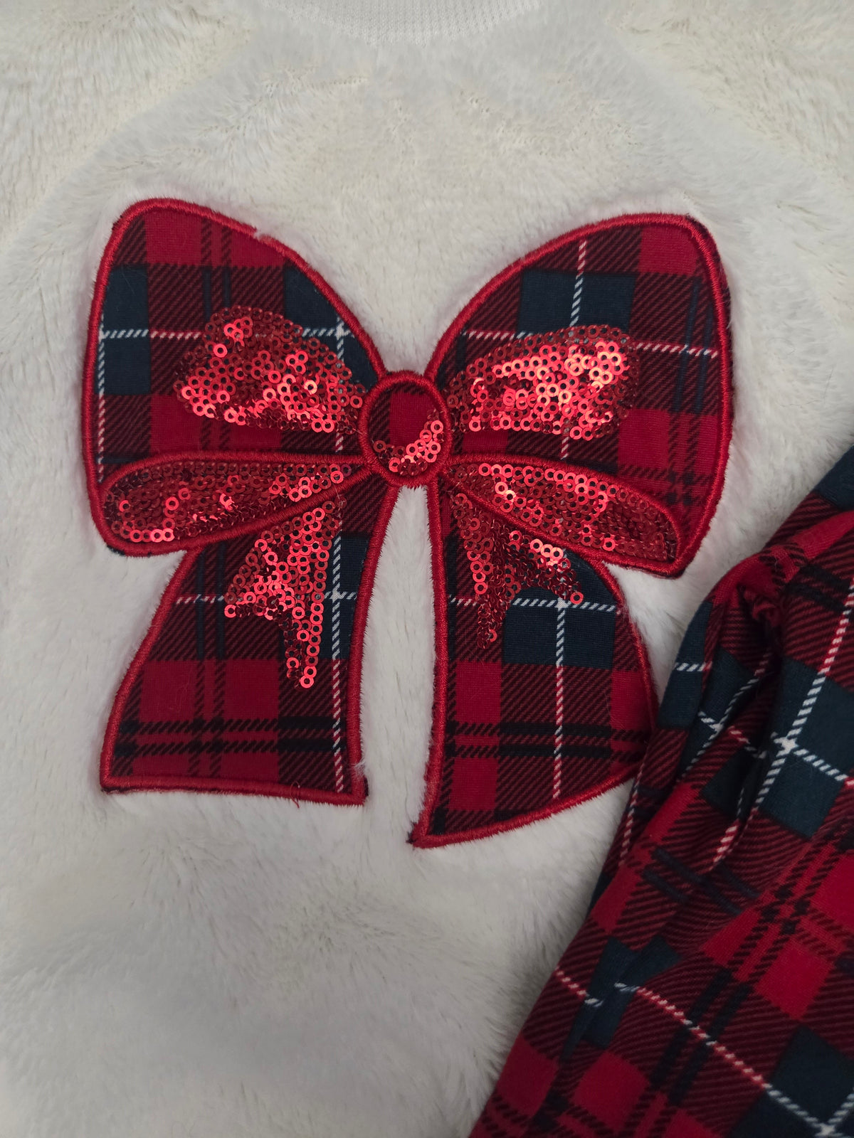 Seller 188 girls bow outfits size 6