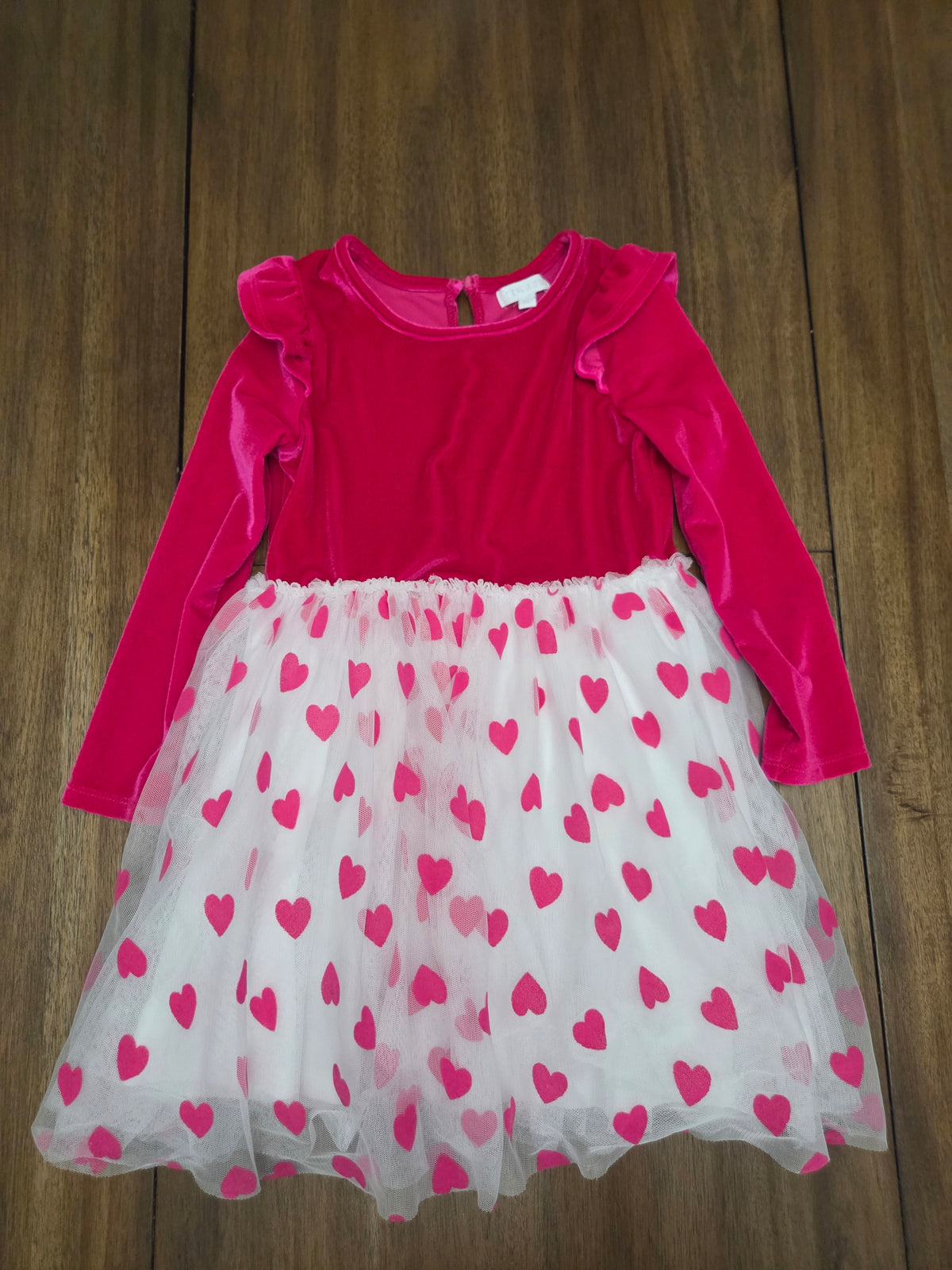 Seller 188 girls Valentines Dress size 6