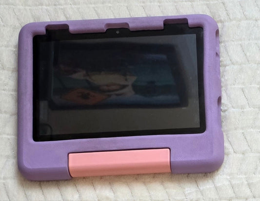 #190 Amazon Fire HD 8 Kids Tablet – Purple (2023, Ages 3–7) (2 of 2)
