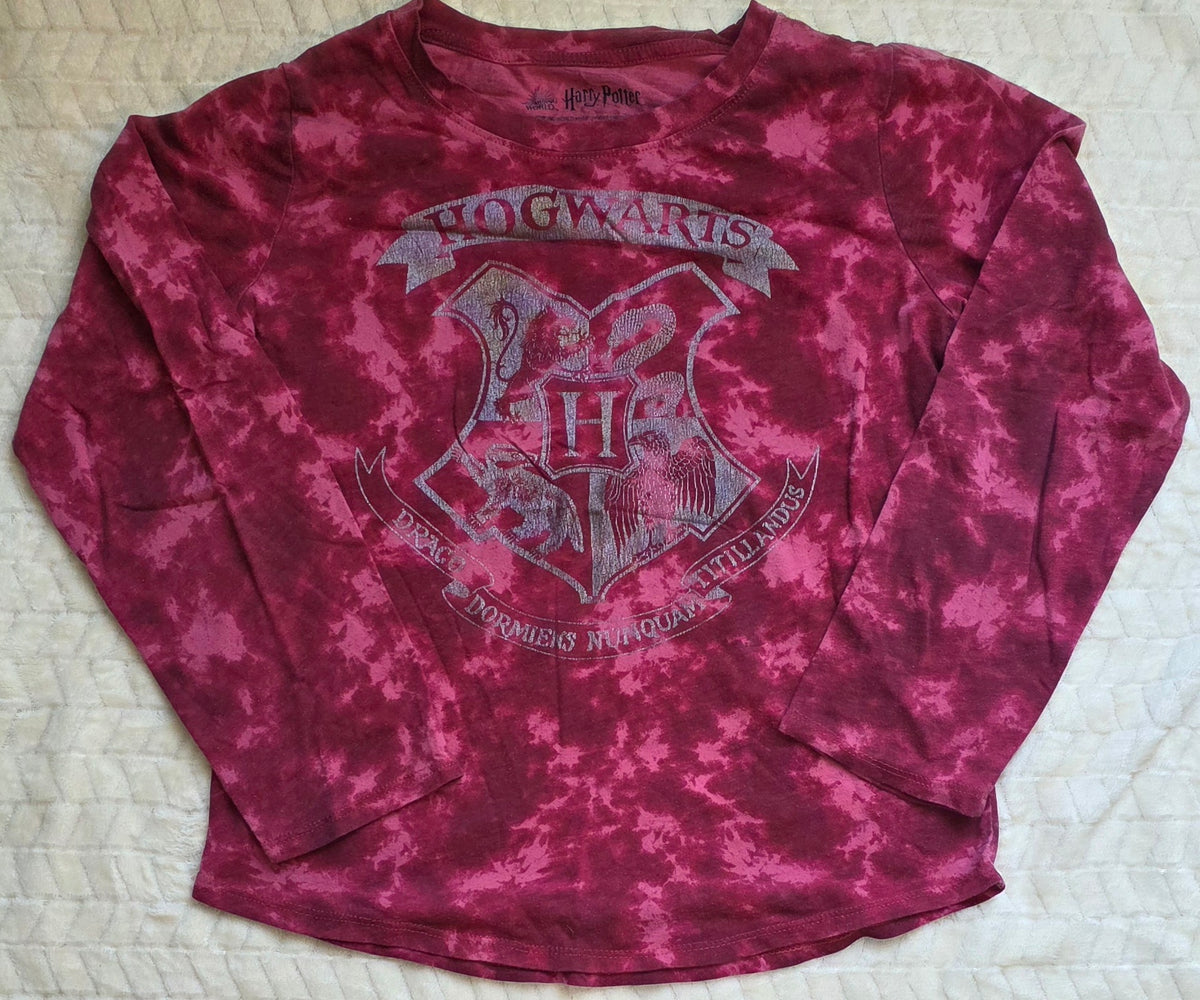 #190 Girls XL (16) Hogwarts Tie‑Dye Long Sleeve T‑Shirt in Maroon/Pink
