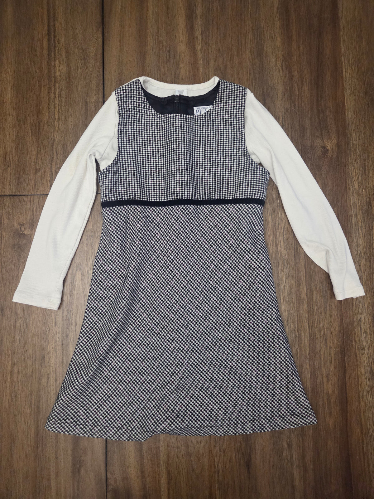 Seller 188 Girls checkered dress and top size 5