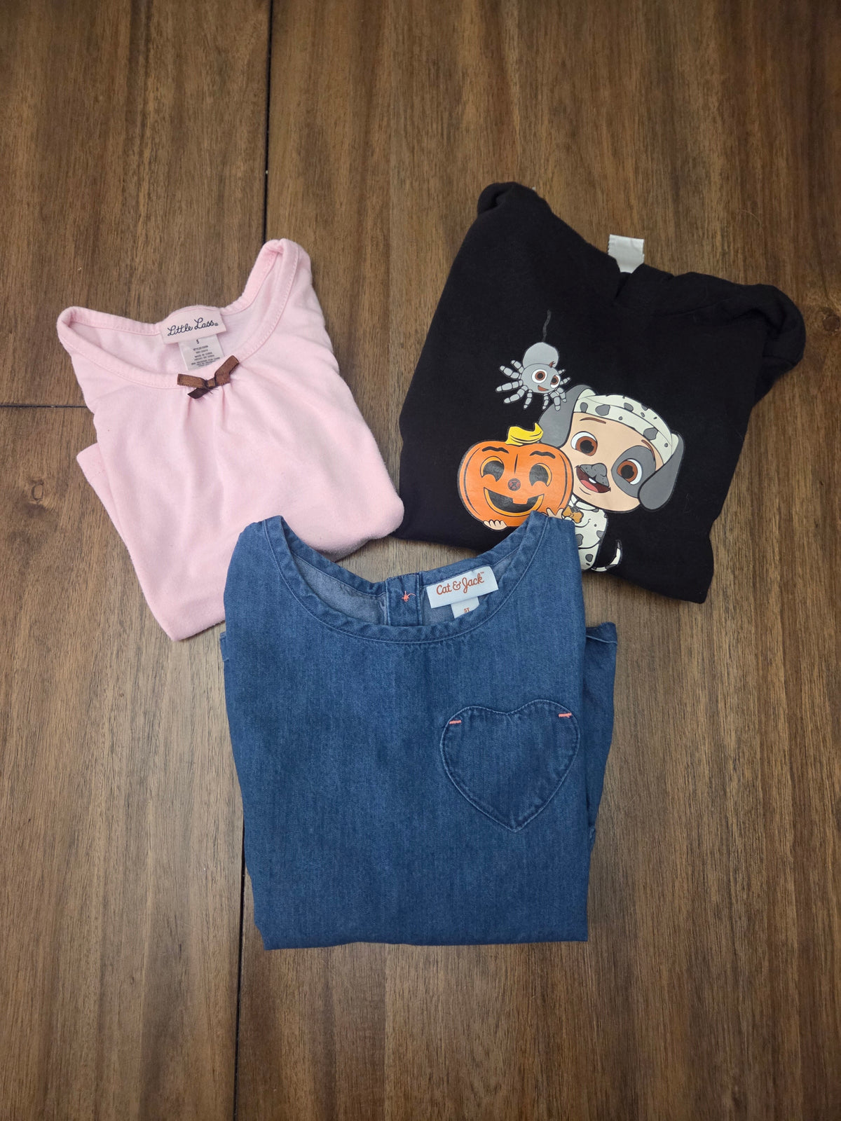 Seller 188 Girls Halloween and demin top size 5