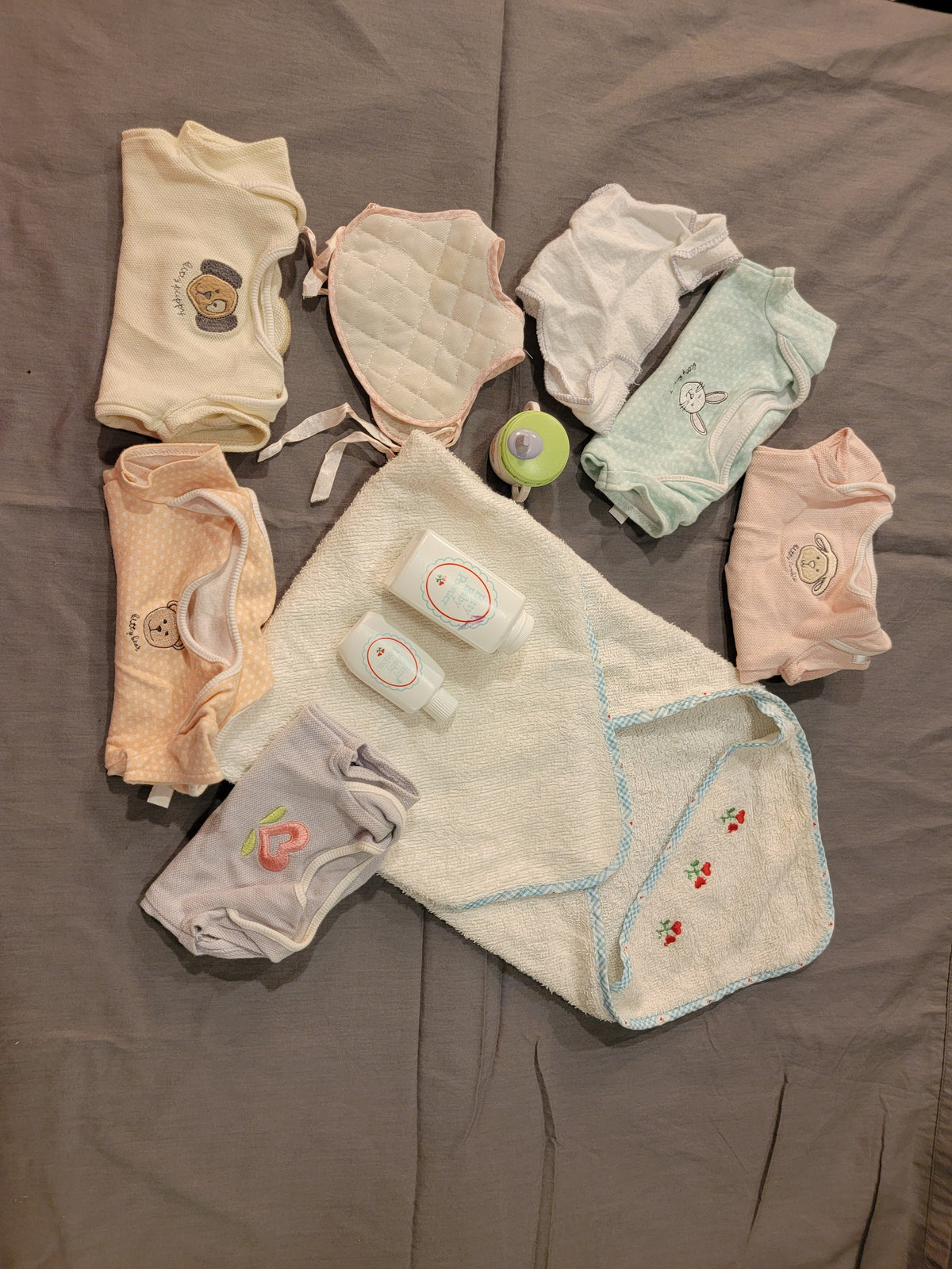 Seller 18 Assortment of American Girl Bitty Baby Accessories