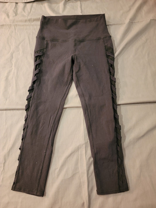 Seller #18 alo Cropped Black Leggings